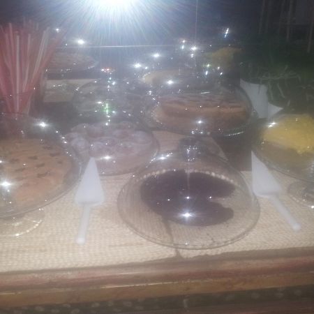 La Locanda Del Pino Milan Bagian luar foto