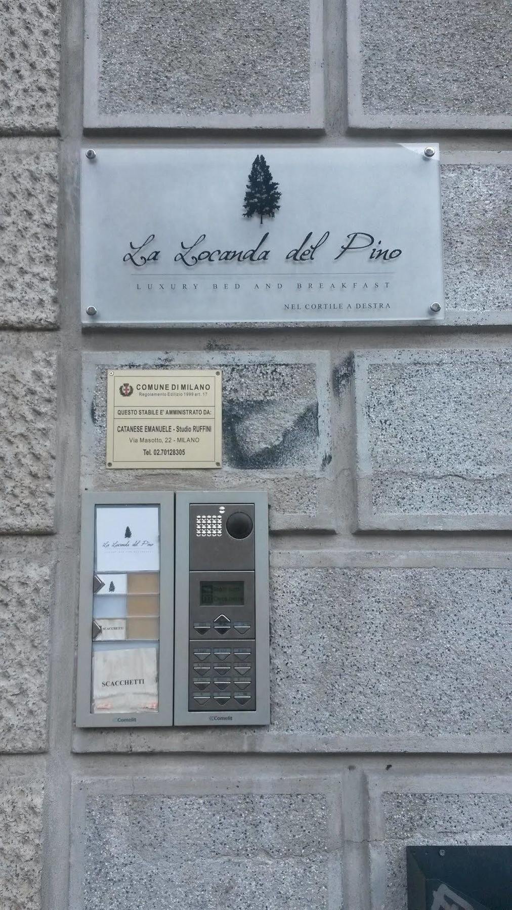 La Locanda Del Pino Milan Bagian luar foto